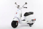 Vespa Ride On bike 12v - Image 3