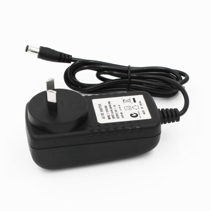 Fast charger with light indicator - Image 4