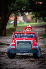 24VLicensed Mack Truck Ride on Car for Kids - Image 7