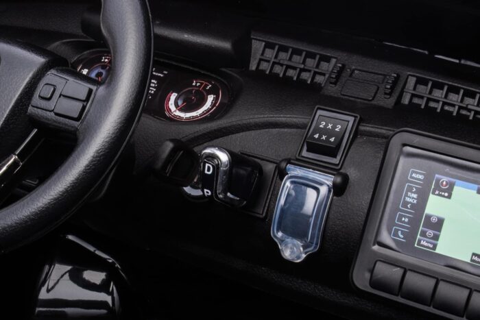 Licensed Toyota Hilux police electric car DK-HL850P - Image 4
