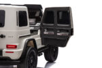 XLL 24V Licensed Mercedes Benz-AMG G63 4WD Kids Ride On - Image 4