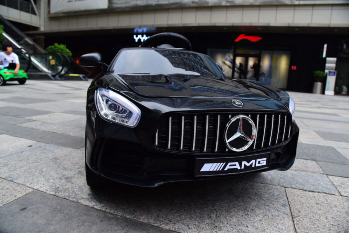 Mercedes 998S black/silver Ride On Car - Image 1